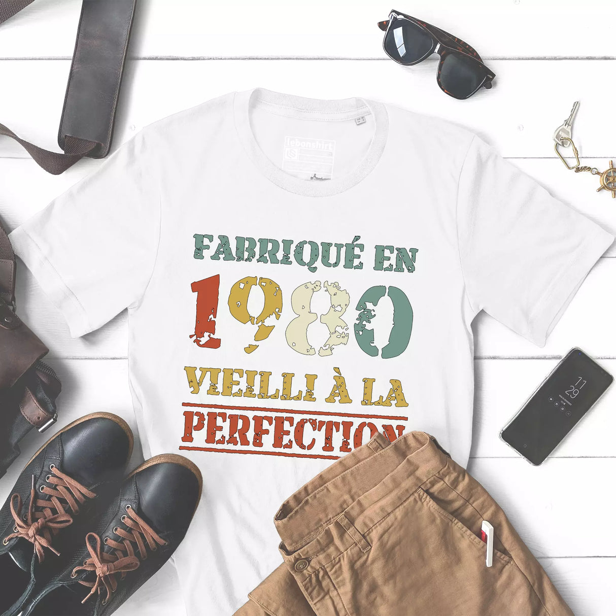 Lebonshirt T-shirt Premium Homme, Cadeau Aniversaire 1980 Fabriqué En 1980 Vieilli A La Perfection Blanc