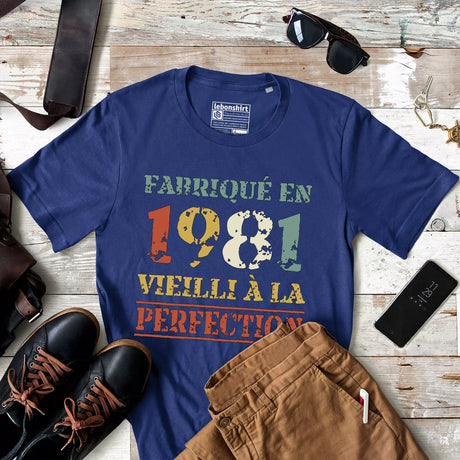 Lebonshirt T-shirt Premium Homme, Cadeau Aniversaire 1981 Fabriqué En 1981 Vieilli A La Perfection Indigo