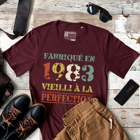 Lebonshirt T-shirt Premium Homme, Cadeau Aniversaire 1983 Fabriqué En 1983 Vieilli A La Perfection Bordeaux