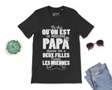 Lebonshirt® T-shirt Premium Homme Coton Bio - On Est Le Meilleur Papa Quand On A Deux Filles Comme Les Miennes - L010122S02 Noir